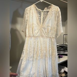 Women’s dress